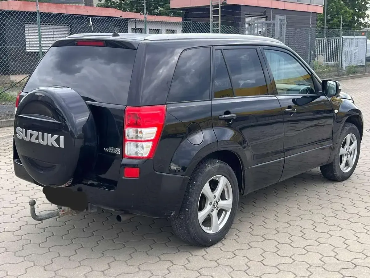 Gebraucht Suzuki Grand Vitara Club 169 PS (124 kW) 2009 Schwarz SUV