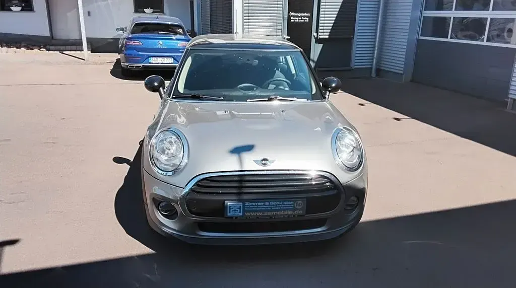 Gebraucht Mini Cooper 136 PS (100 kW) 2018 Silber Kleinwagen