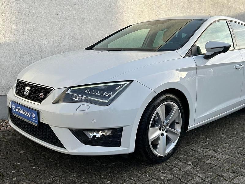 Gebraucht Seat Leon FR 179 PS (131 kW) 2016 Weiß Limousine