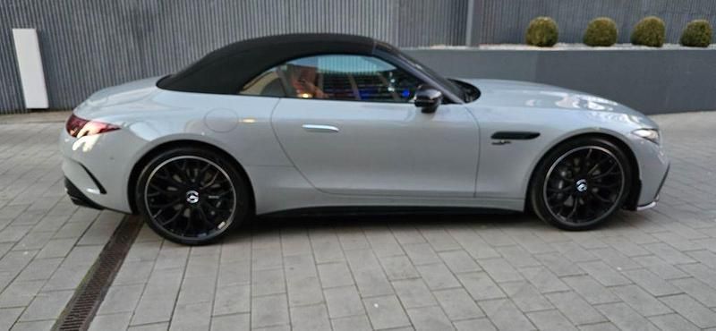 Gebraucht Mercedes SL43 AMG AMG 421 PS (309 kW) 2024 Grau Cabrio