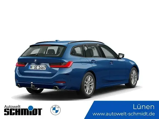 Gebraucht BMW 320 184 PS (135 kW) 2023 Blau Kombi
