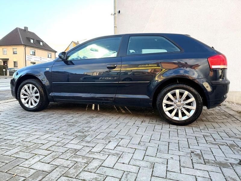 Gebraucht Audi A3 102 PS (75 kW) 2003 Blau Kleinwagen