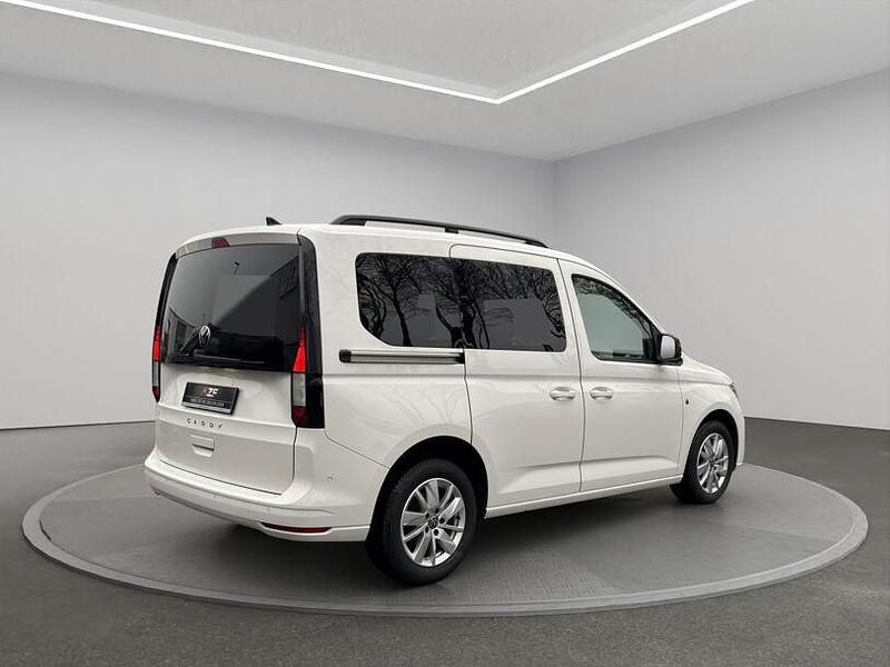 Gebraucht VW Caddy Life 114 PS (83 kW) 2021 Weiß Van / Kleinbus