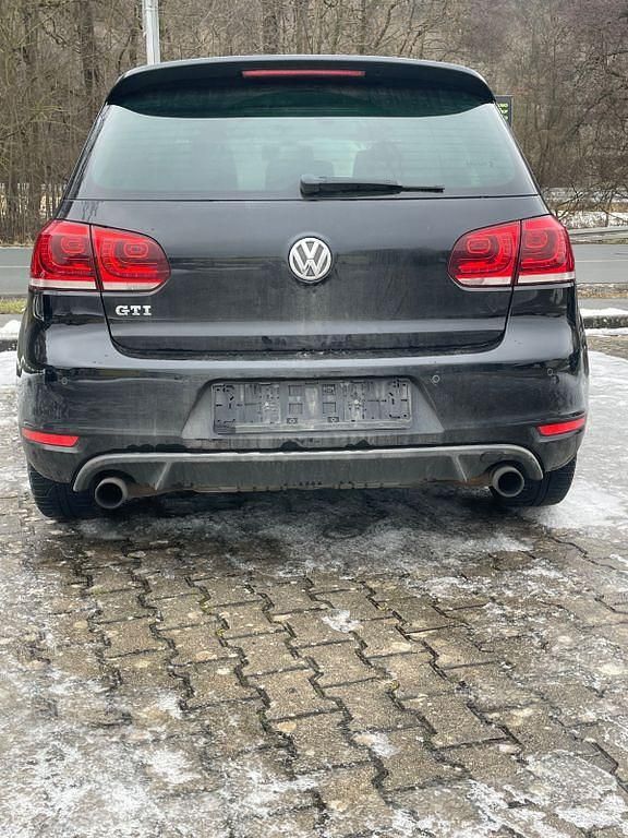 Gebraucht VW Golf VI GTI 211 PS (155 kW) 2010 Schwarz Kleinwagen