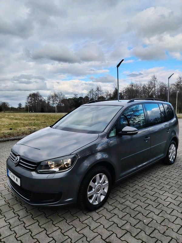Gebraucht VW Touran 150 PS (110 kW) 2011 Grau Van / Kleinbus