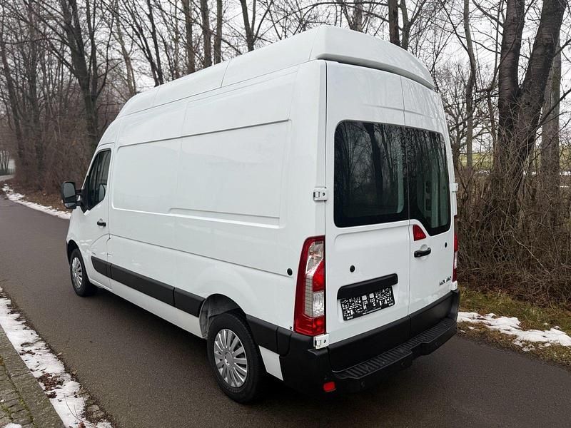 Gebraucht Opel Movano 110 PS (80 kW) 2016 Weiß Van / Kleinbus