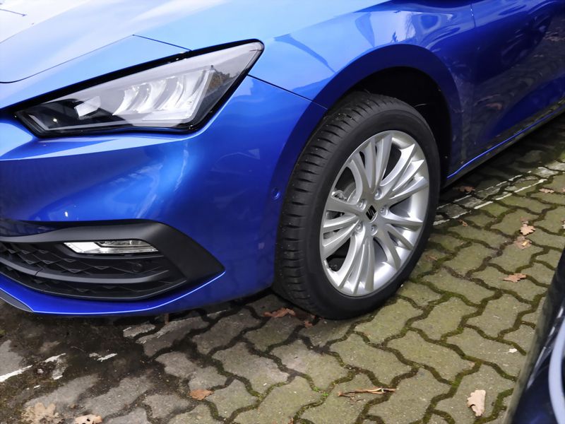 Gebraucht Seat Leon Style 150 PS (110 kW) 2024 Othercolor Kleinwagen