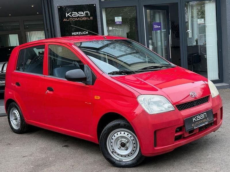 Gebraucht Daihatsu Cuore Plus 58 PS (42 kW) 2003 Rot Kleinwagen