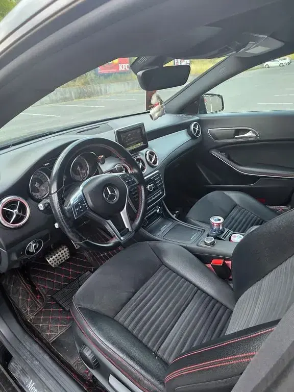 Gebraucht Mercedes CLA220 170 PS (125 kW) 2014 Schwarz Coupé