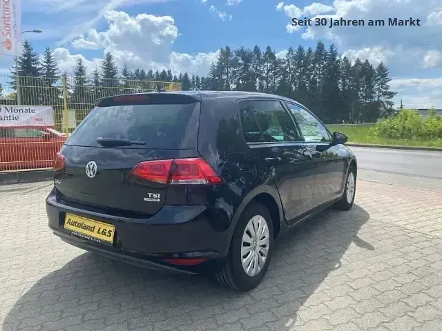 Second-hand VW Golf VII Trendline 96 CP (70 kW) 2014 Negru Berlinǎ