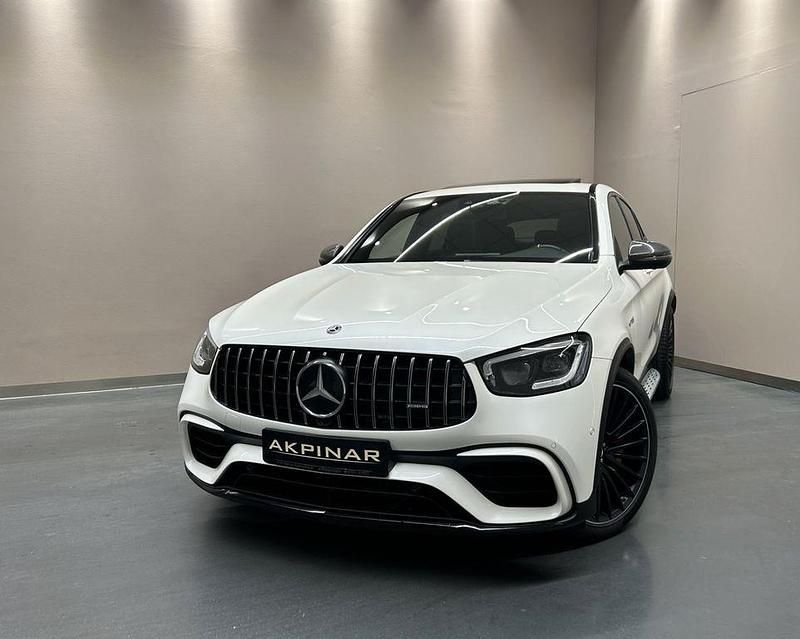 Weiß Gebraucht 2019 Mercedes GLC63 AMG Night Limousine | 71.800 € (Etwas zu teuer) - Bild 1/4