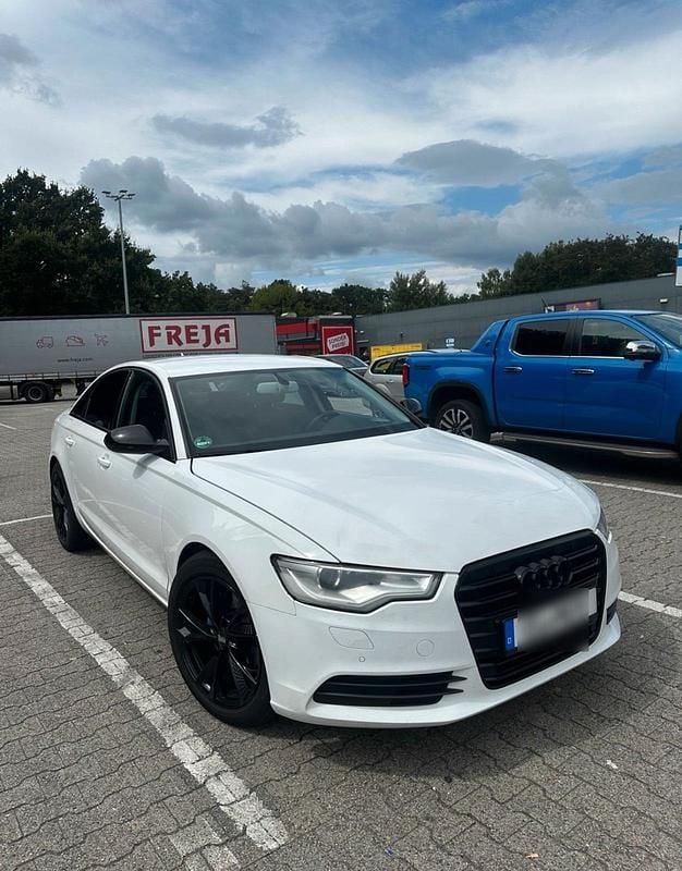 Weiß Gebraucht 2014 Audi A6 Limousine | 8.800 € (Superpreis) - Bild 1/4