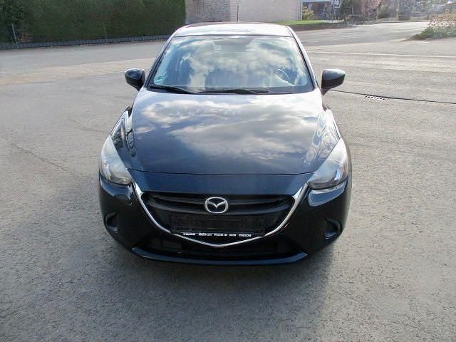 Gebraucht Mazda 2 Center-Line 75 PS (55 kW) 2016 Schwarz Limousine