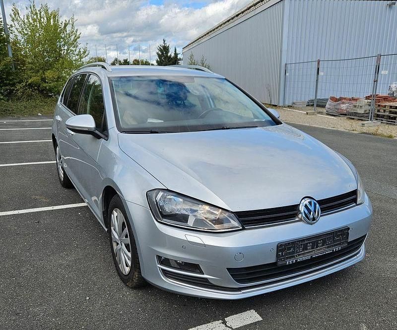 Gebraucht VW Golf VII LOUNGE 110 PS (80 kW) 2015 Silber Kombi