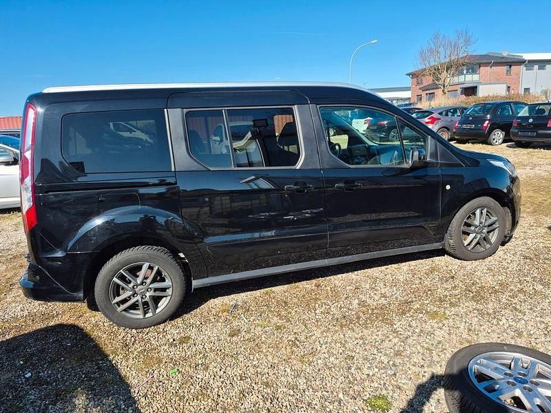 Gebraucht Ford Grand Tourneo Connect Titanium 120 PS (88 kW) 2019 Schwarz Van / Kleinbus