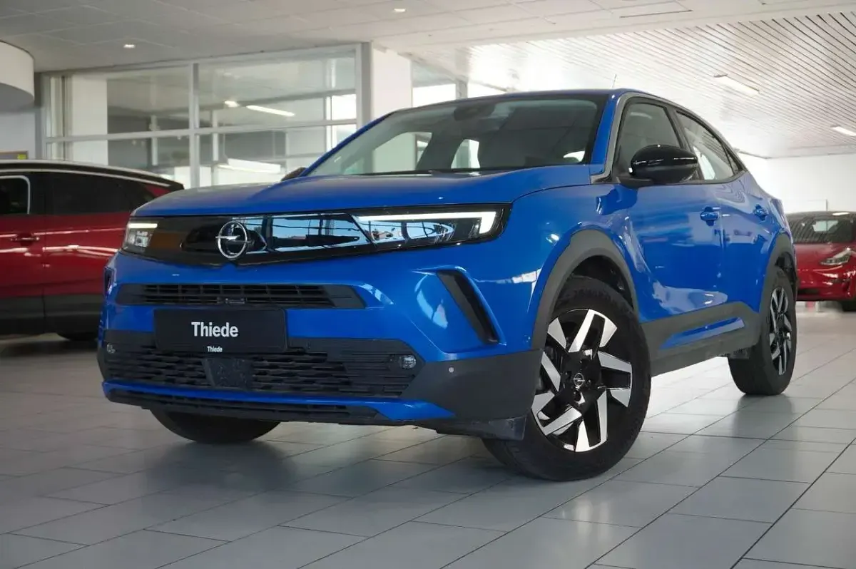 Gebraucht Opel Mokka Elegance 101 PS (74 kW) 2024 Vertigo blau metallic SUV