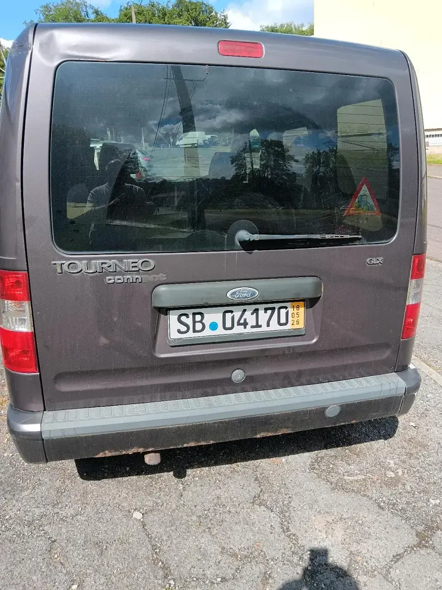 Używany Ford Focus 105 KM (77 kW) 2007 Brązowy Hatchback
