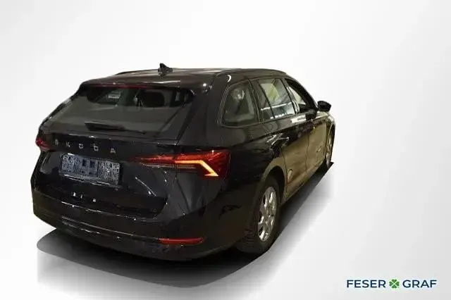 Gebraucht Skoda Octavia Ambition 116 PS (85 kW) 2022 Blackmagic perleffekt Kombi