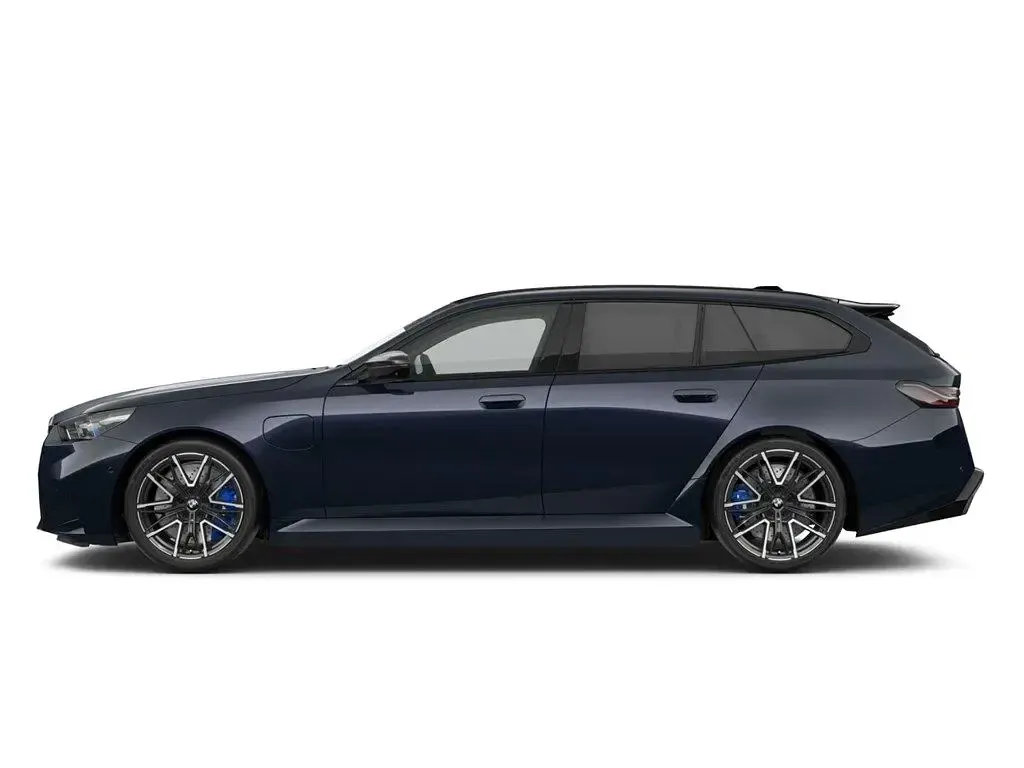 Nowe BMW M5 Performance 727 KM (534 kW) 2026 Czarny Kombi