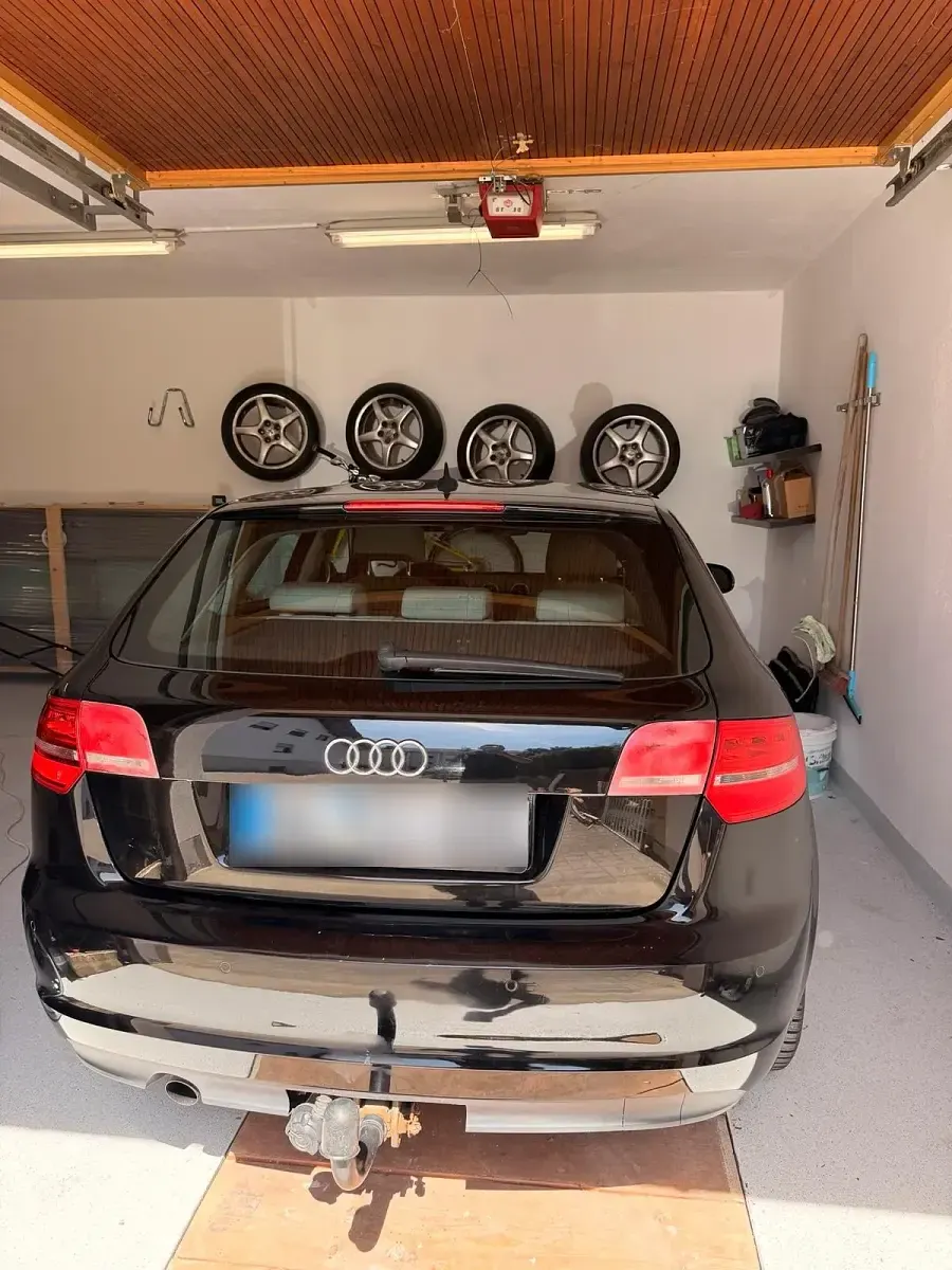Używany Audi A3 140 KM (102 kW) 2010 Czarny Hatchback