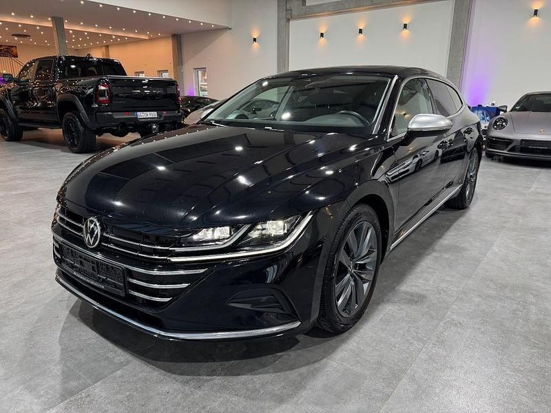 Schwarz Gebraucht 2022 VW Arteon Elegance Limousine | 25.999 € (Teuer) - Bild 1/4