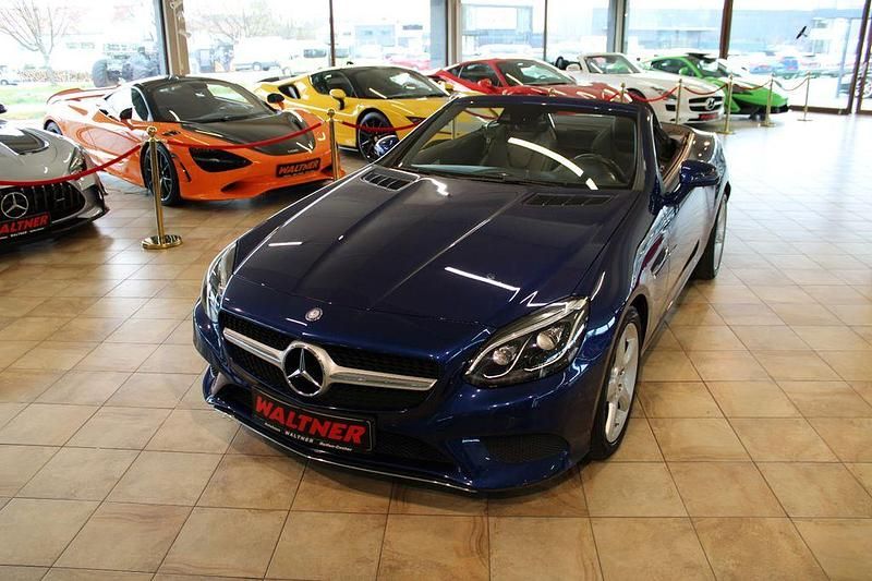 Gebraucht Mercedes SLC200 184 PS (135 kW) 2016 Blau Cabrio
