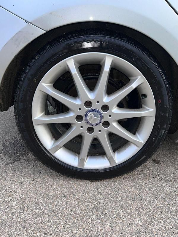 Gebraucht Mercedes A170 Elegance 116 PS (85 kW) 2009 Silber Van / Kleinbus