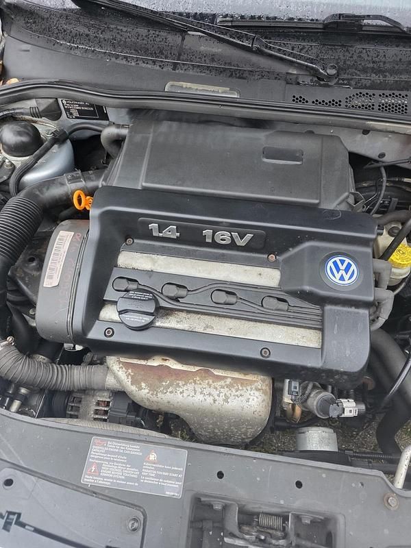 Gebraucht VW Polo 75 PS (55 kW) 2001 Grau Kleinwagen