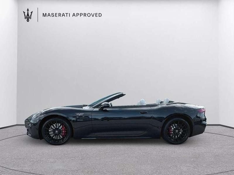 Gebraucht Maserati GranCabrio 549 PS (403 kW) 2025 Nero assoluto Cabrio