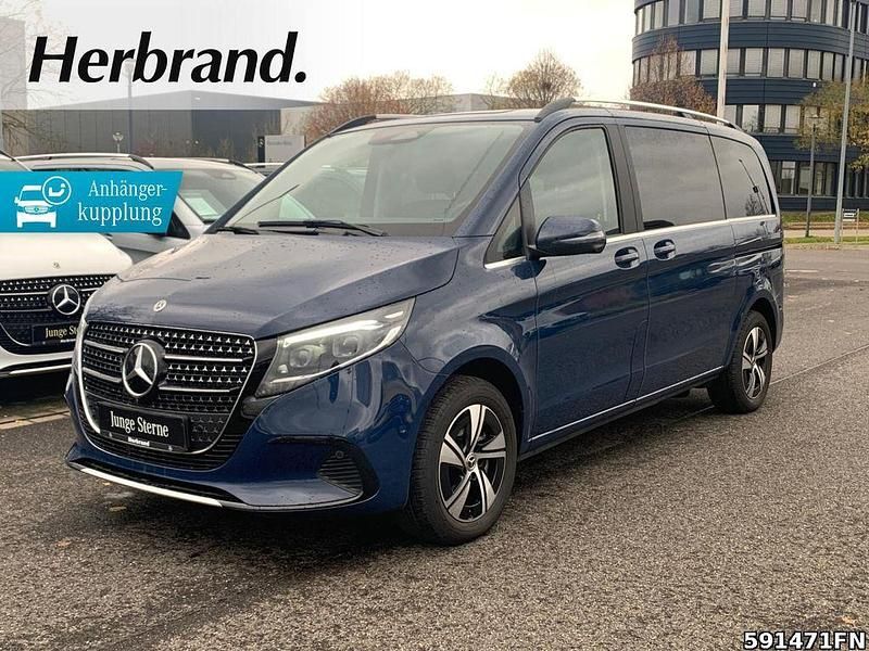 Blau Gebraucht 2025 Mercedes V250 Van / Kleinbus | 71.330 € (Fairer Preis) - Bild 1/4