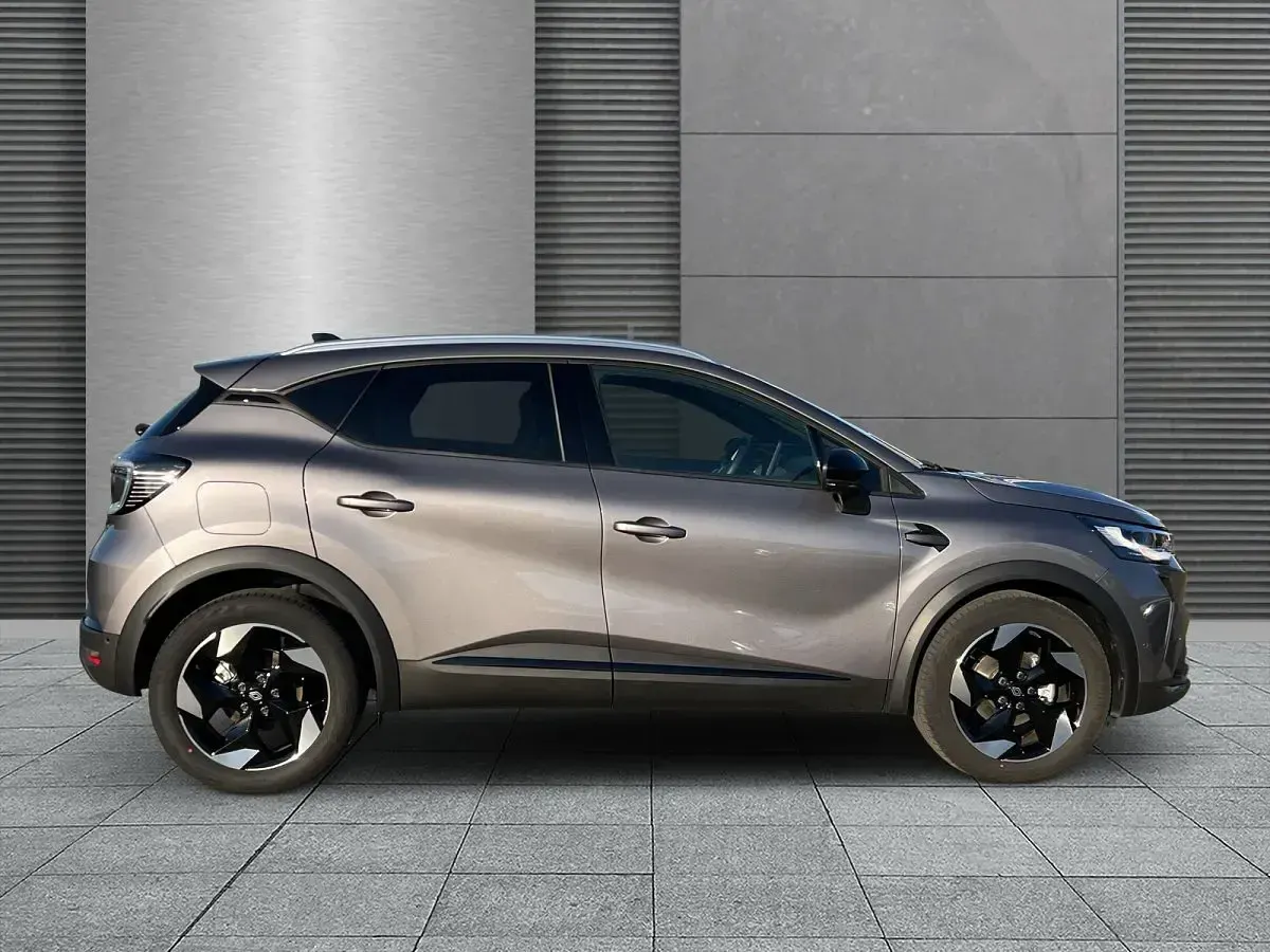 Gebraucht Renault Captur Techno 91 PS (66 kW) 2025 Grau (stahlgrau) SUV