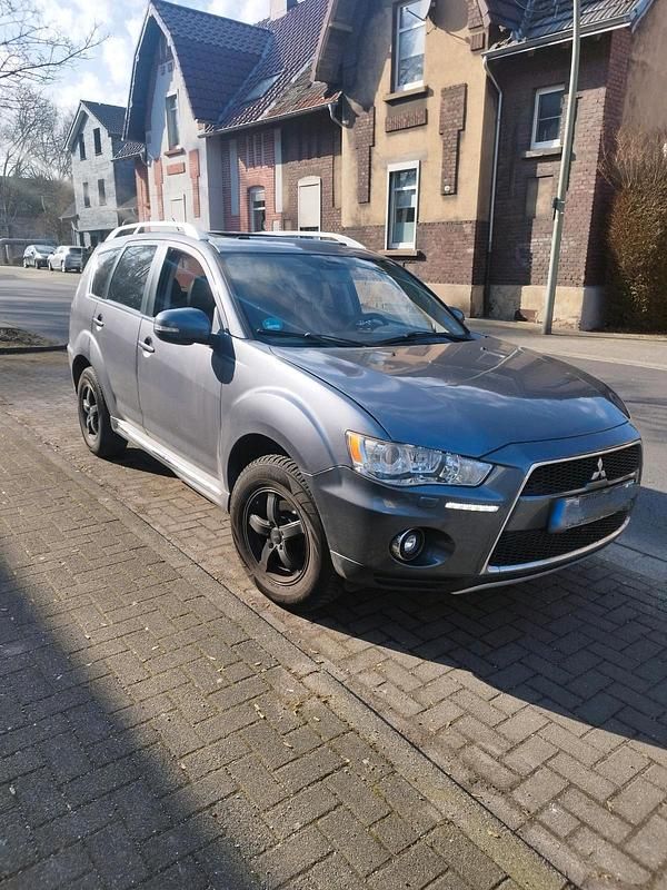 Gebraucht Mitsubishi Outlander 2010 Grau SUV