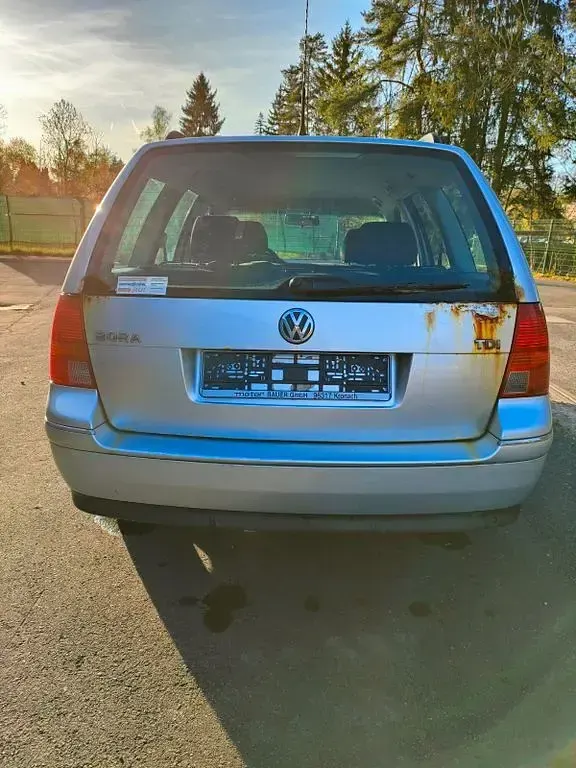 Gebraucht VW Bora Pacific 131 PS (96 kW) 2002 Silber Kombi