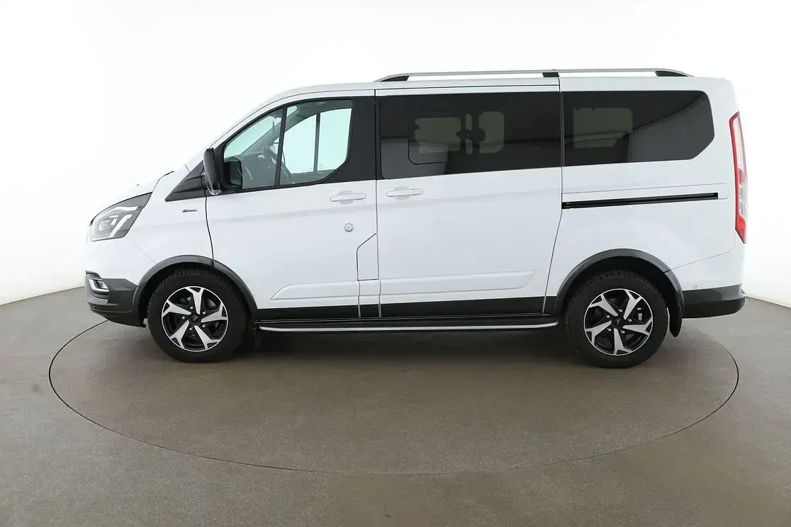 Gebraucht Ford Tourneo Custom Active 185 PS (136 kW) 2022 Weiß Van