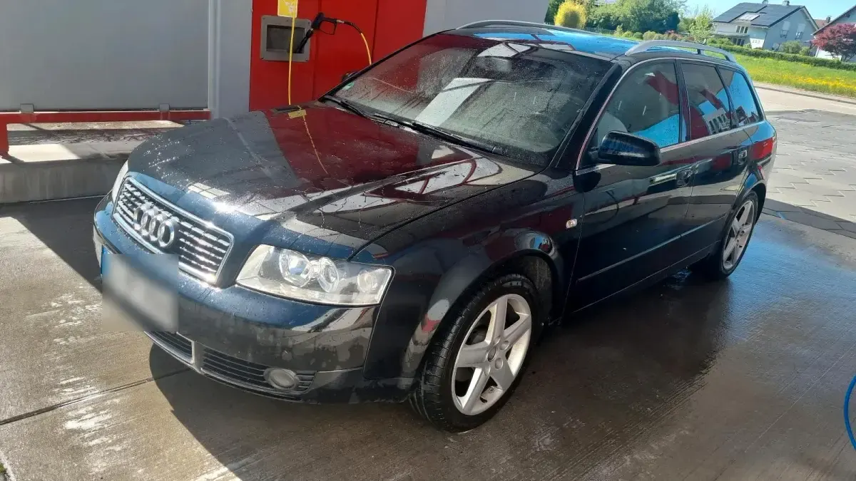 Usado Audi A4 131 HP (96 kW) 2003 Preto Carrinha