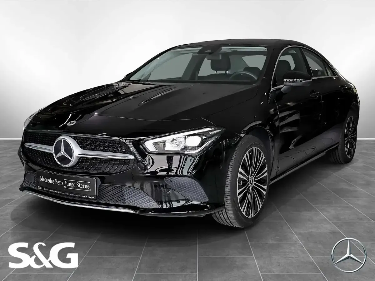 Gebraucht Mercedes CLA250e 160 PS (117 kW) 2022 Limousine