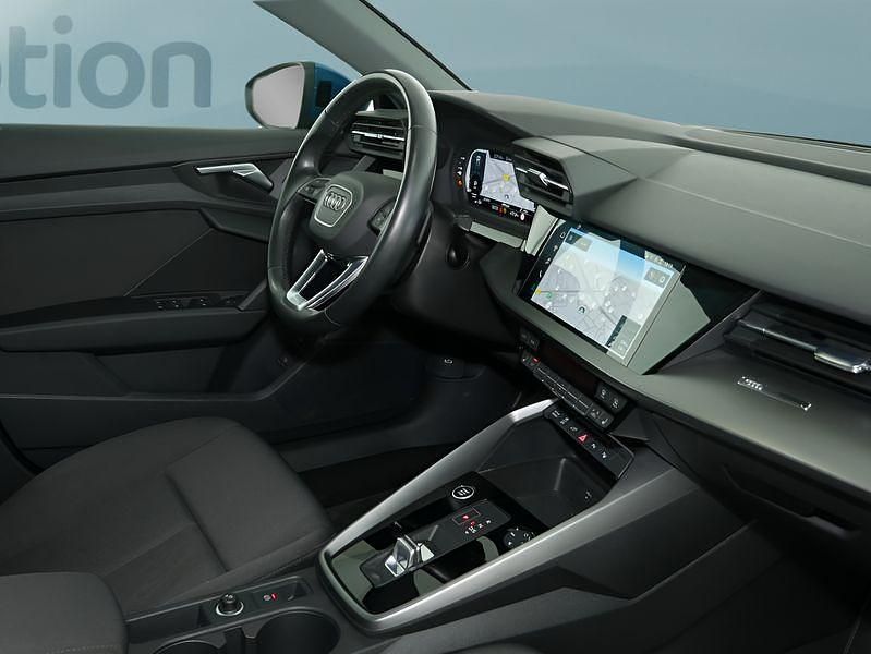 Gebraucht Audi A3 Sportback e-tron 204 PS (150 kW) 2022 Blau Kleinwagen