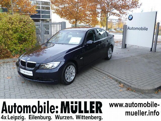 Blau metallic Gebraucht 2007 BMW 318 Advantage Limousine | 16.850 € - Bild 1/4