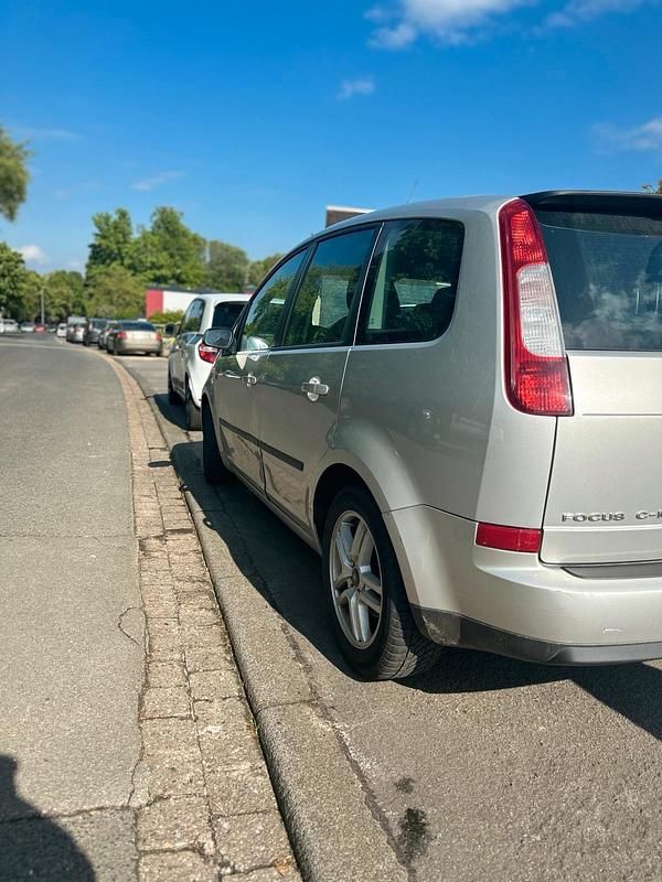 Silber Gebraucht 2005 Ford C-MAX Van / Kleinbus | 999 € - Bild 1/4