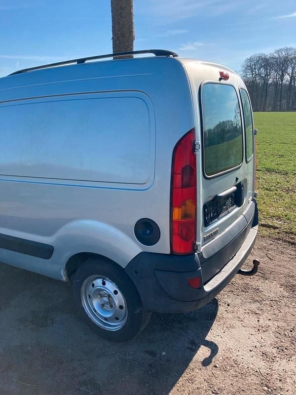 Gebraucht Renault Kangoo 69 PS (50 kW) 2001 Silber Van / Kleinbus