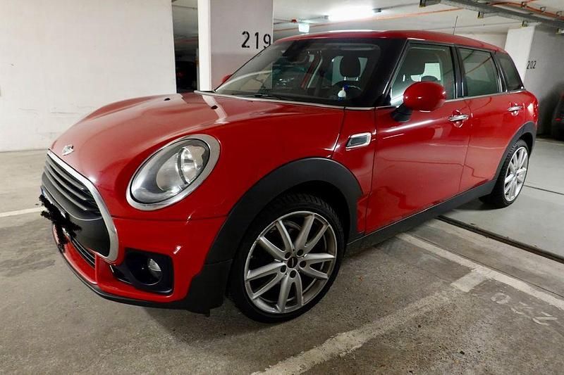 Rot Gebraucht 2018 Mini One Clubman Kombi | 14.800 € (Fairer Preis) - Bild 1/4