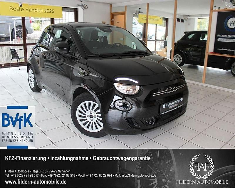 Schwarz Gebraucht 2022 Fiat 500e Action Kleinwagen | 11.499 € (Superpreis) - Bild 1/4