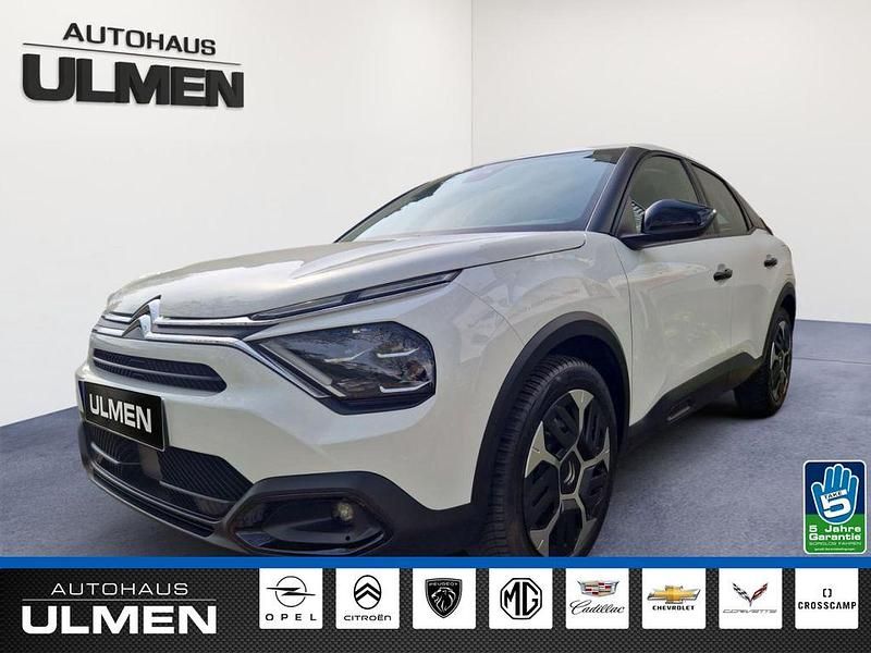 Second-hand Citroën C4 Feel 131 CP (96 kW) 2022 Alb Berlinǎ