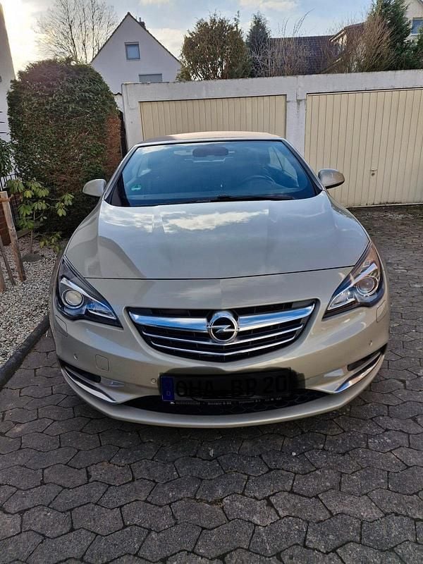 Gebraucht Opel Cascada 140 PS (102 kW) 2013 Beige Cabrio