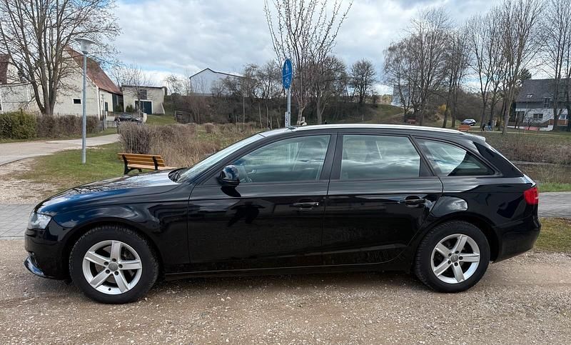Gebraucht Audi A4 160 PS (117 kW) 2009 Schwarz Kombi