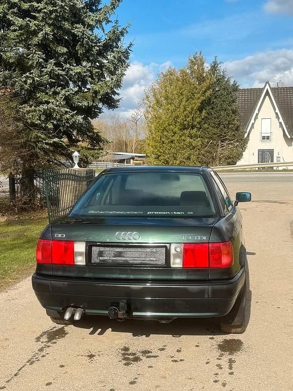 Gebraucht Audi 80 Basis 90 PS (66 kW) 1992 Grün Limousine