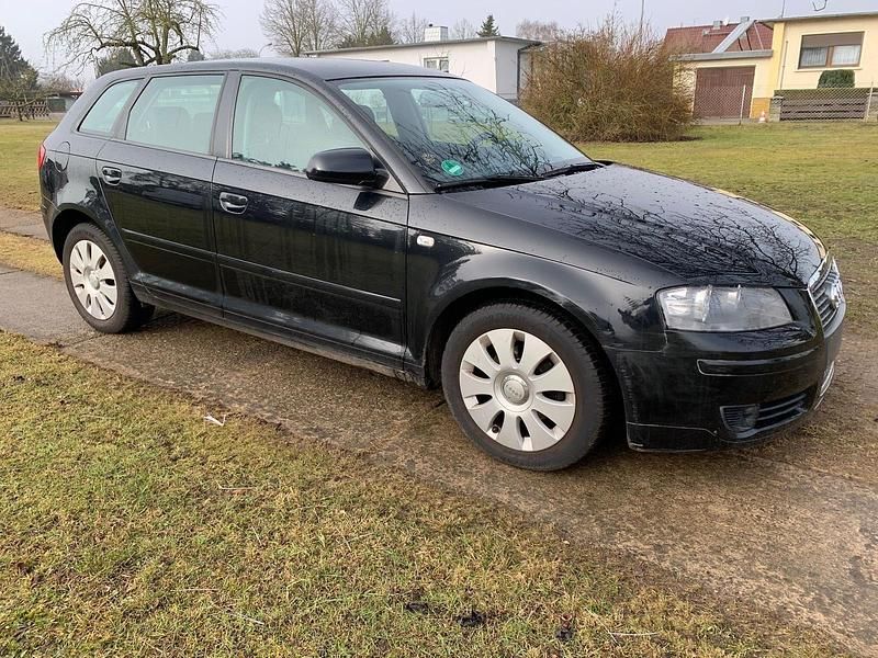 Gebraucht Audi A3 105 PS (77 kW) 2007 Schwarz Kleinwagen