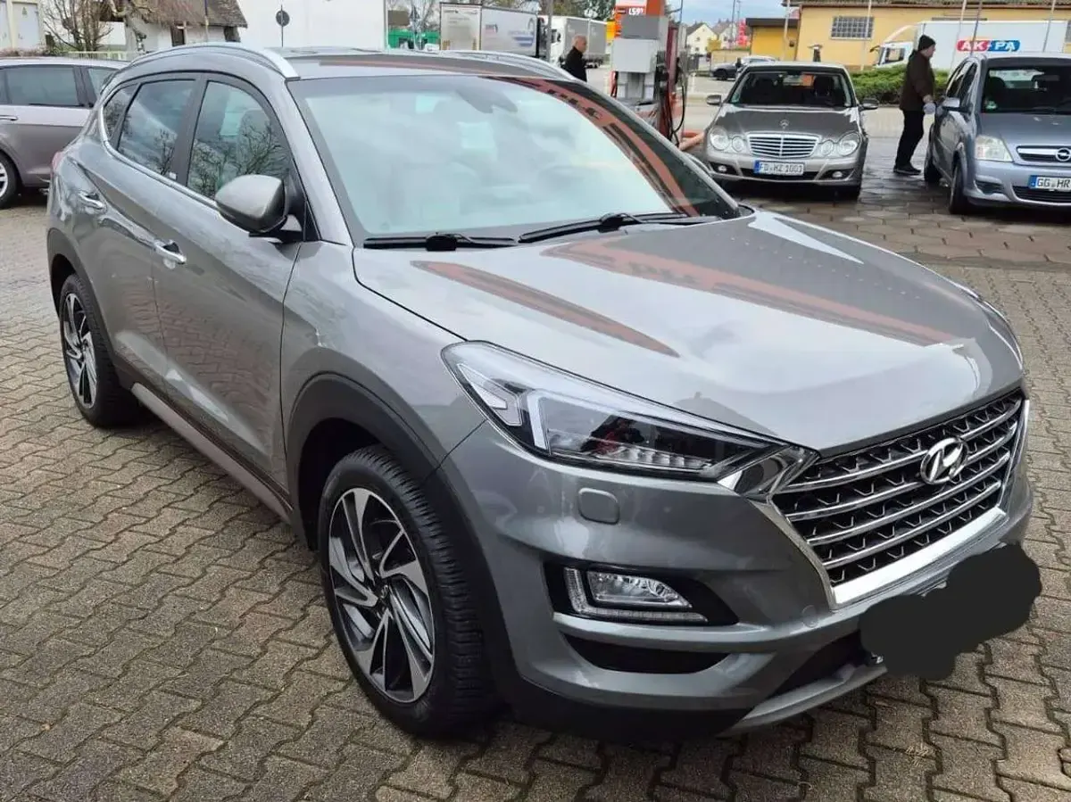Gebraucht Hyundai Tucson Premium 177 PS (130 kW) 2020 Grau SUV