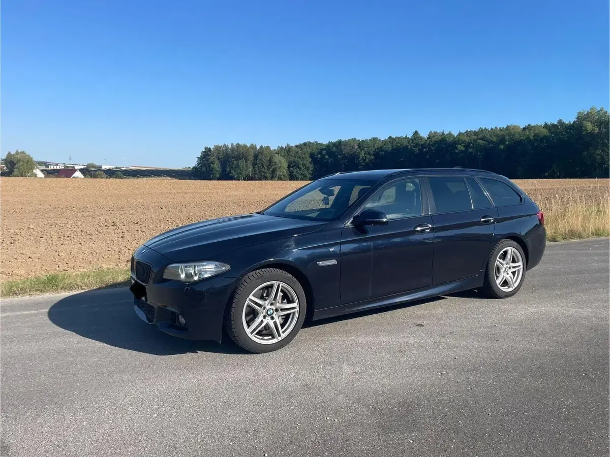 Gebraucht BMW 530 M Sport 258 PS (189 kW) 2014 Schwarz Kombi