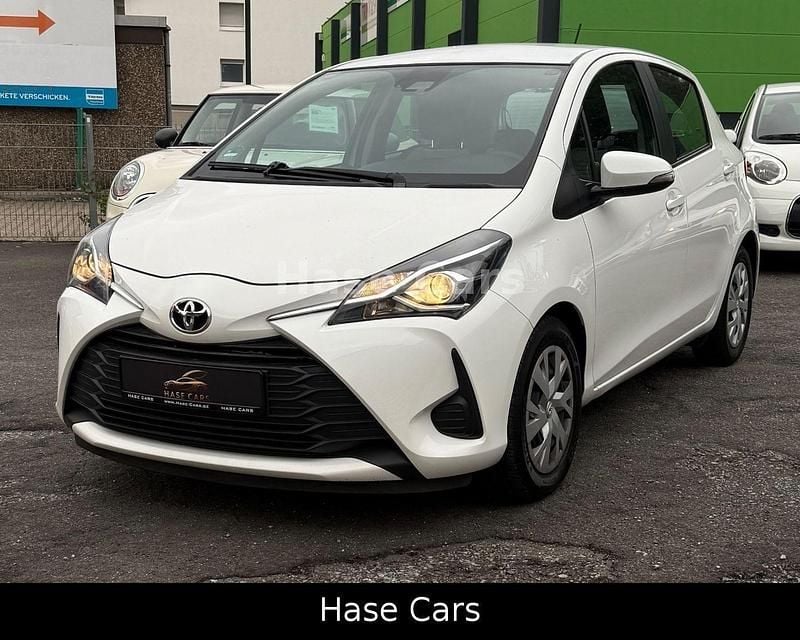 Weiß Gebraucht 2020 Toyota Yaris Kleinwagen | 10.999 € (Superpreis) - Bild 1/4